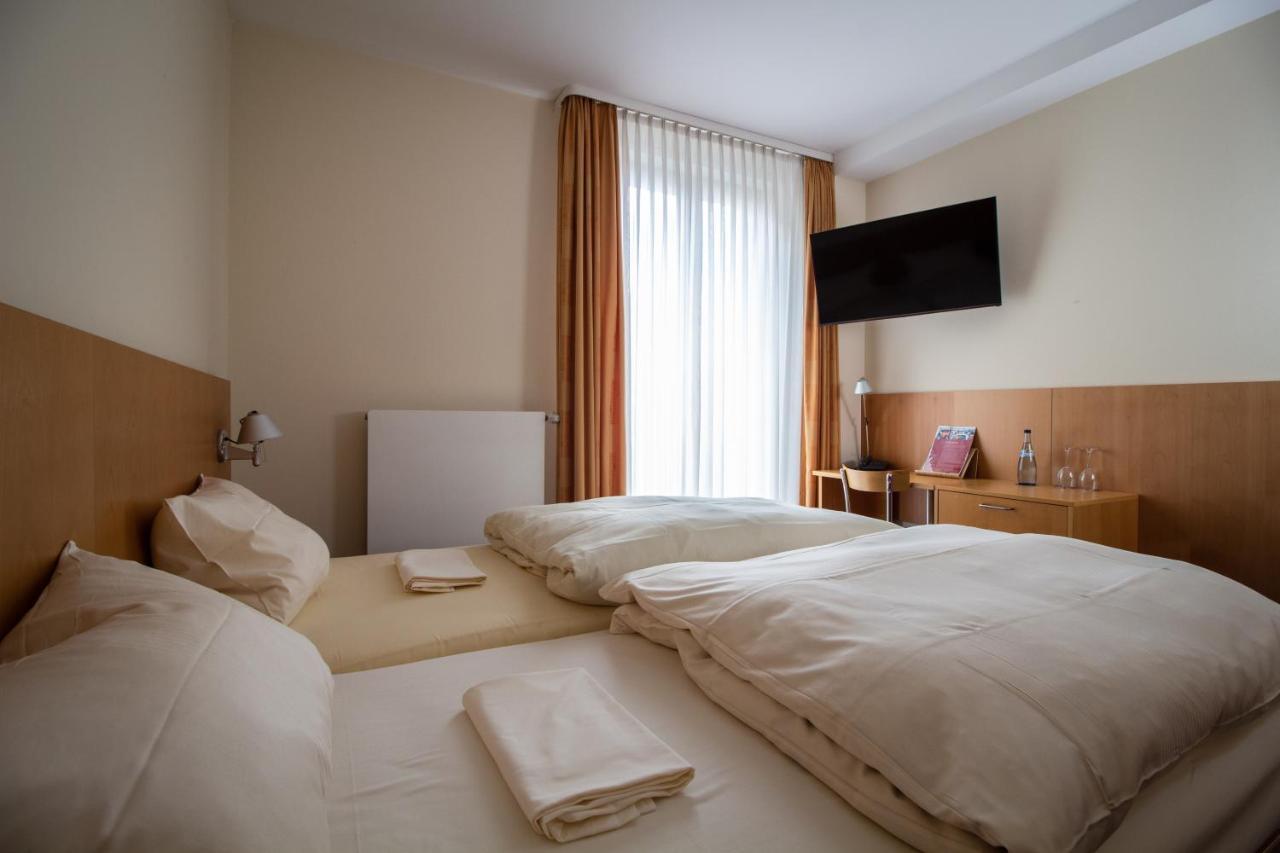 Hotel Goldene Gans Мангейм Экстерьер фото